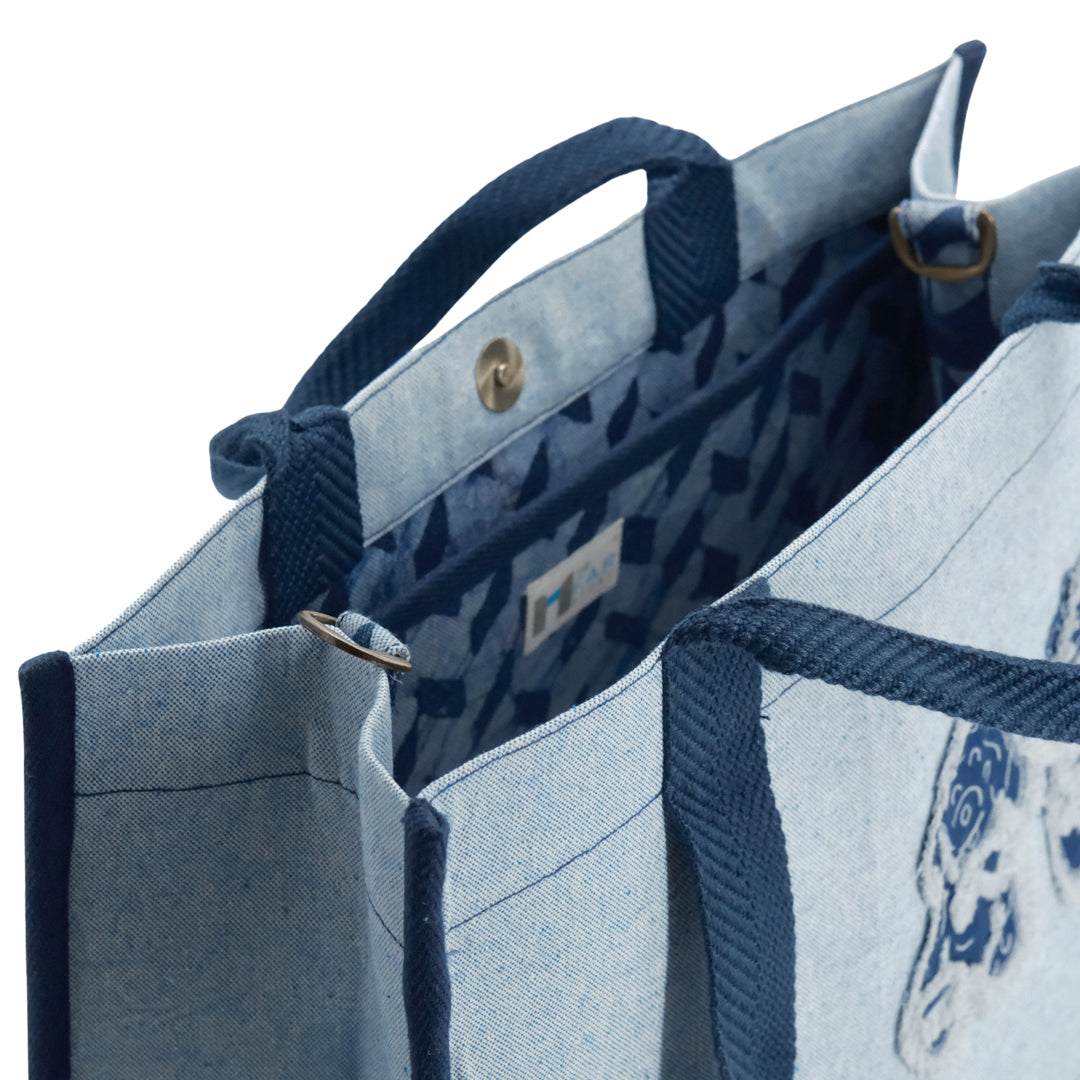 The F.A.R Store Barking Bros - Square Tote For Pet Paret