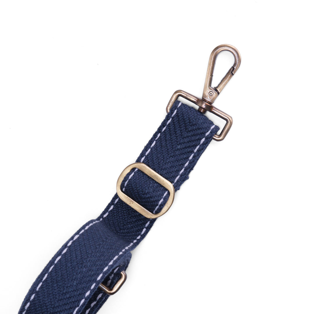 The FAR Store Tailmates Crossbody Bag for Pet Parents