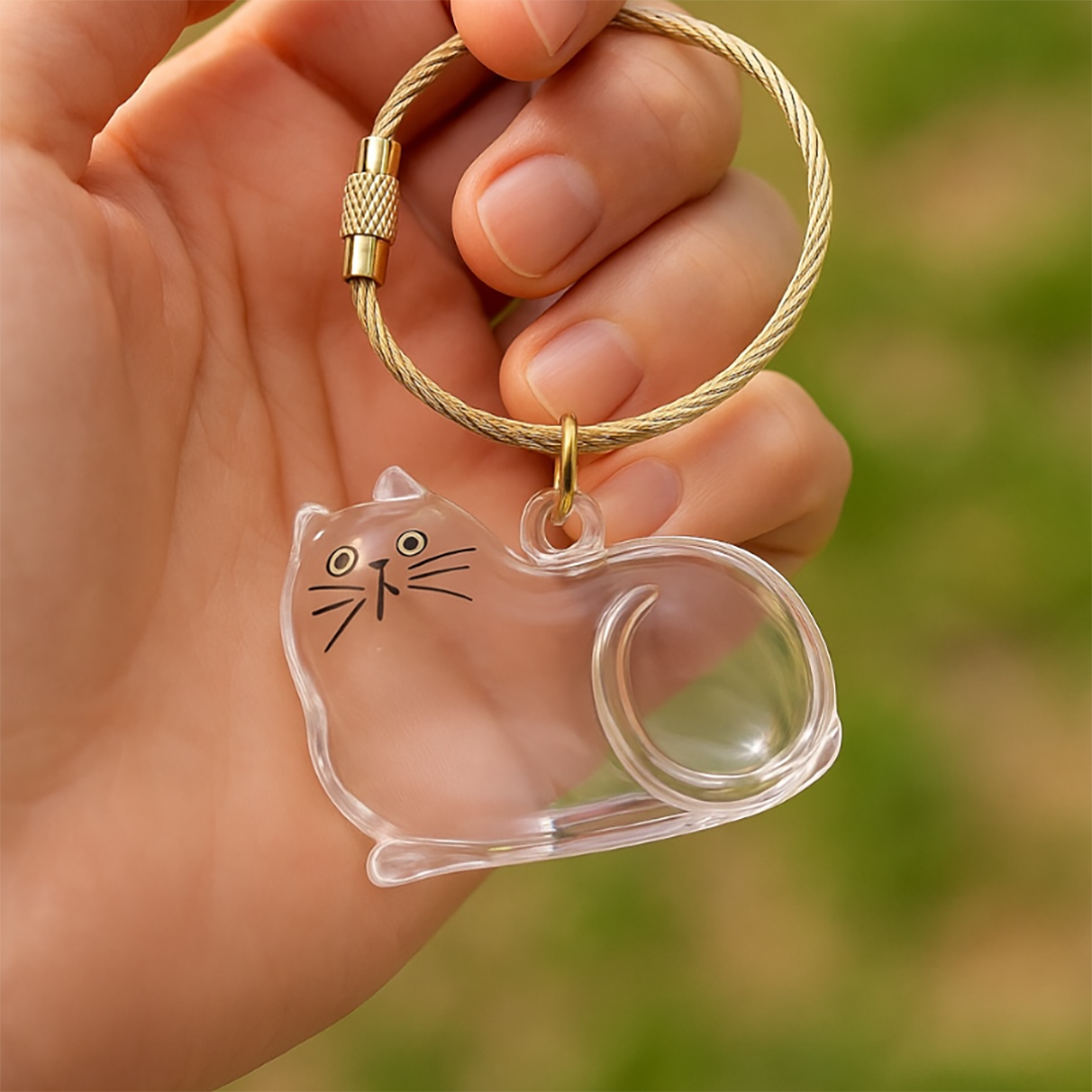 Talking Dog Club  Cat Hair keepsakeCapsule - Key Chain - Resting Cat